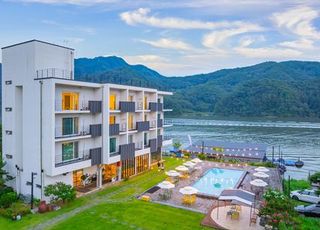 [경기 가평] 더베이리조트 썸네일 이미지 1