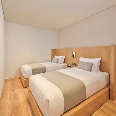 시설 썸네일 이미지