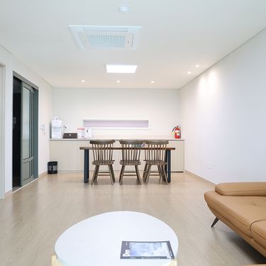 시설 썸네일 이미지