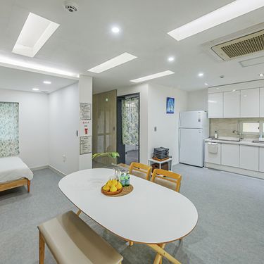 시설 썸네일 이미지