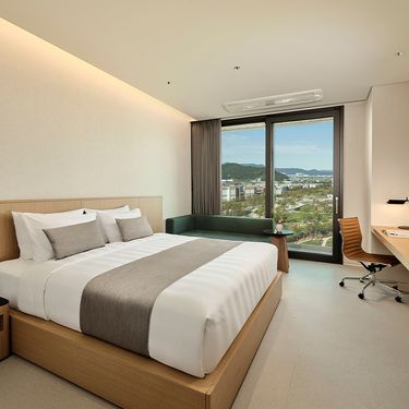 시설 썸네일 이미지