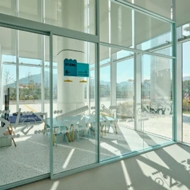 시설 썸네일 이미지