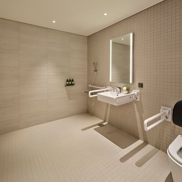 시설 썸네일 이미지