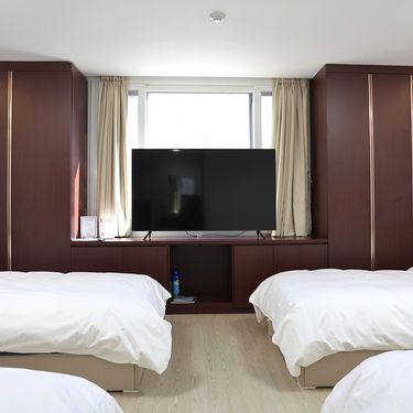 시설 썸네일 이미지