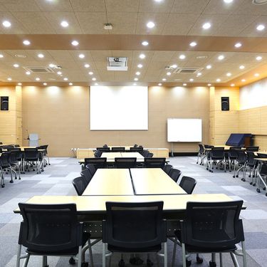 시설 썸네일 이미지