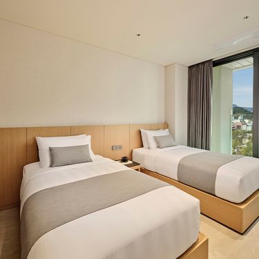 시설 썸네일 이미지