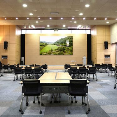 시설 썸네일 이미지