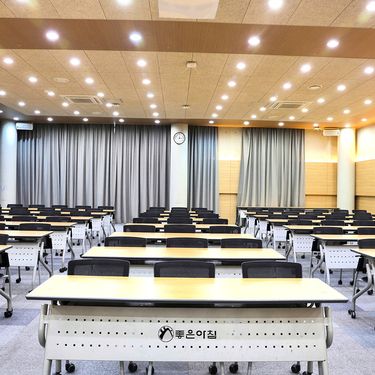 시설 썸네일 이미지