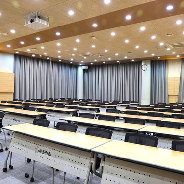 시설 썸네일 이미지