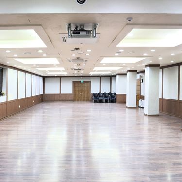 시설 썸네일 이미지