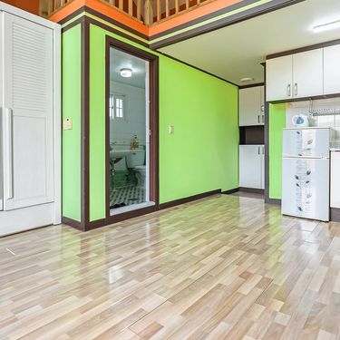 시설 썸네일 이미지