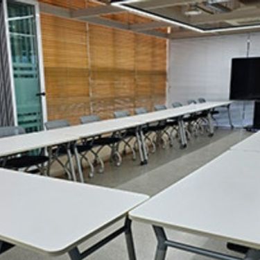 시설 썸네일 이미지