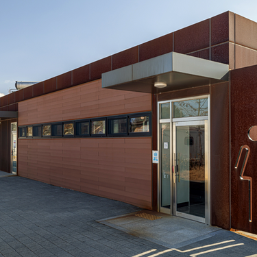 시설 썸네일 이미지