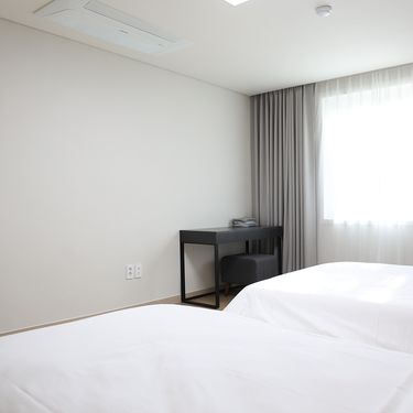 시설 썸네일 이미지