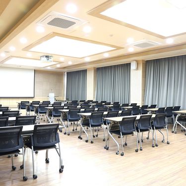 시설 썸네일 이미지