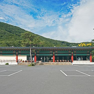 시설 썸네일 이미지