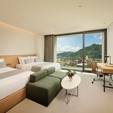 시설 썸네일 이미지