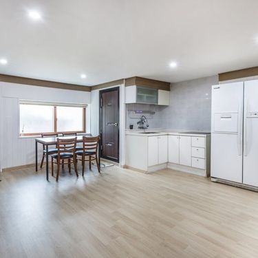 시설 썸네일 이미지