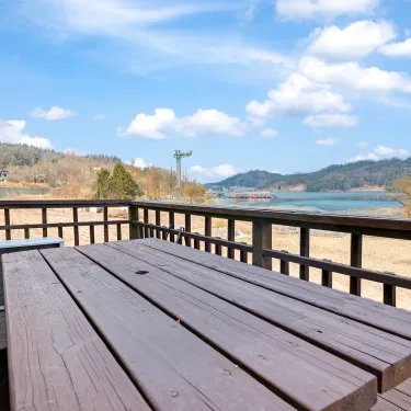 시설 썸네일 이미지