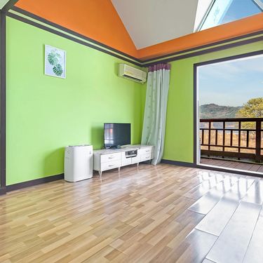 시설 썸네일 이미지