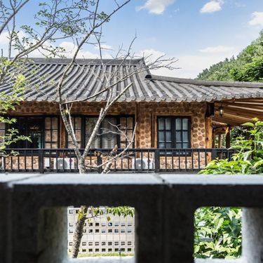 시설 썸네일 이미지