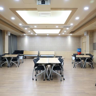 시설 썸네일 이미지