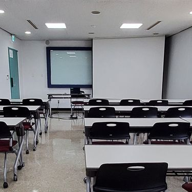 시설 썸네일 이미지