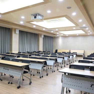 시설 썸네일 이미지