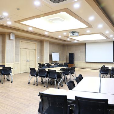 시설 썸네일 이미지