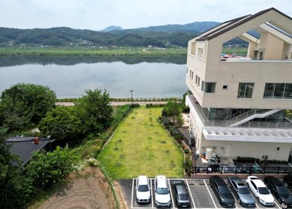 [경기 양평] 카페 이연 - 2층 통대관  썸네일
