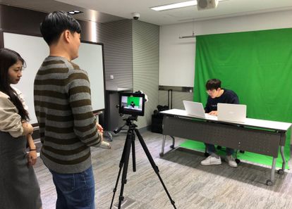 우리 회사 홍보 숏폼 영상 만들기 썸네일