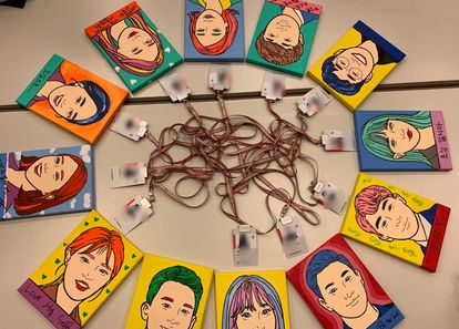 초심처럼, 입사사진으로 팝아트 초상화 썸네일