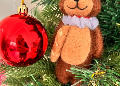 팀원과 함께 소통하며 만드는 특별한 양모펠트 오너먼트 썸네일