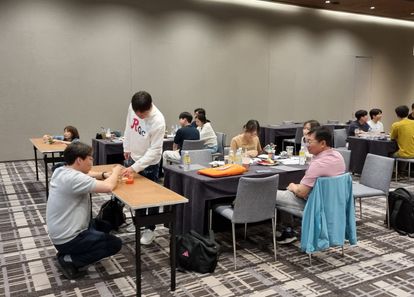 팀 협업의 끝판왕, 전략 경매 건축 보드게임 썸네일