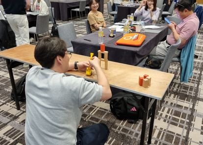 팀 협업의 끝판왕, 전략 경매 건축 보드게임 썸네일