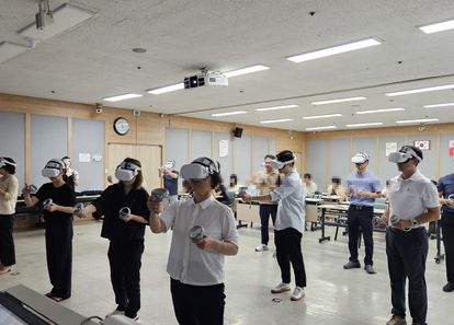 XR 비트 챌린지: 광선검으로 깨우는 팀 시너지 썸네일