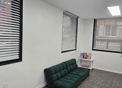 [논현역] 어반클래식 강남논현점 썸네일