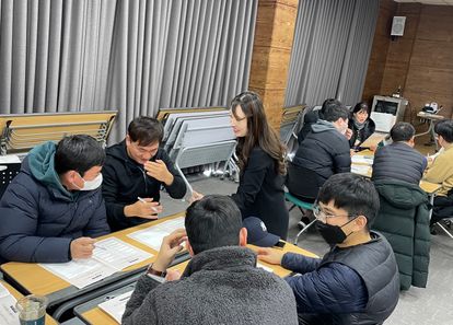 https://cdn.weebur.com/images/9STB2SHDVOZGKTX7NJCA.jpg 썸네일