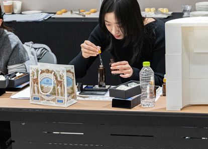 19세기 프랑스 조향사가 되어, 나를 위한 맞춤 향수 썸네일