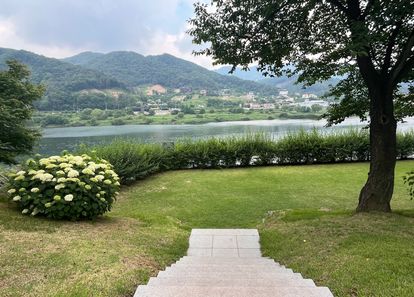 https://cdn.weebur.com/images/DDH4LJU1NI1HGQGI5AVA.jpg 썸네일
