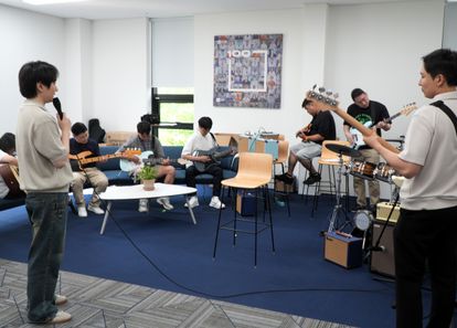 https://cdn.weebur.com/images/EPLHQ3AVB09FVU4UIABN.JPG 썸네일