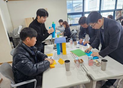https://cdn.weebur.com/images/G3S0FF0JI6H4E2ZCK95A.jpg 썸네일