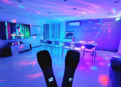 [홍대입구역] 어반클래식 홍대1호점 썸네일