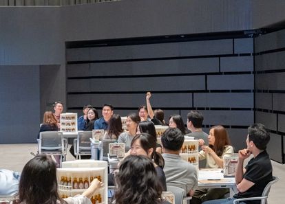 19세기 프랑스 조향사가 되어, 나를 위한 맞춤 향수 썸네일