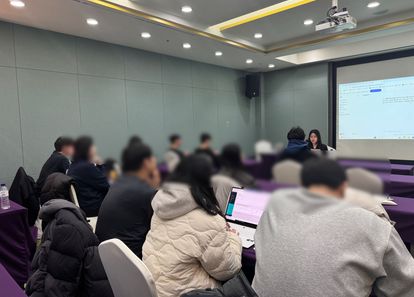 https://cdn.weebur.com/images/KO6O8SFZ0HN9A1BY0ZRG.jpg 썸네일