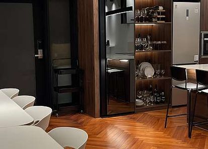 [홍대입구역] 캠퍼블릭 썸네일