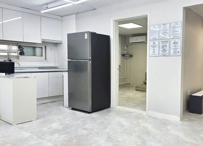 [홍대입구역] 어반클래식 홍대5호점 썸네일