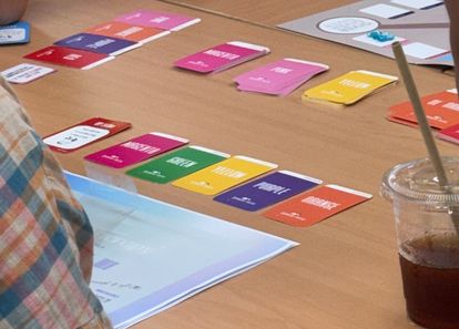 컬러로 이해하고 미션으로 하나 되는, 컬러 보드게임 썸네일